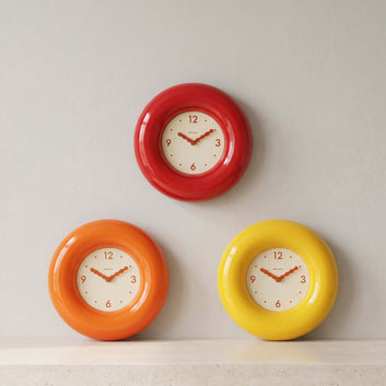 Bagel Clock – Glossy Retro Wall Clock