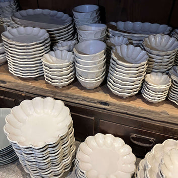 Rinka Bowls by Kaneko Kohyo